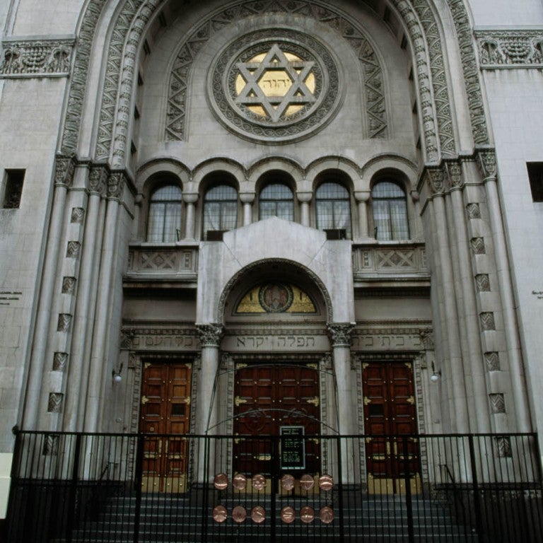 Photo of the Templo Libertad Synagogue in Buenos Aires